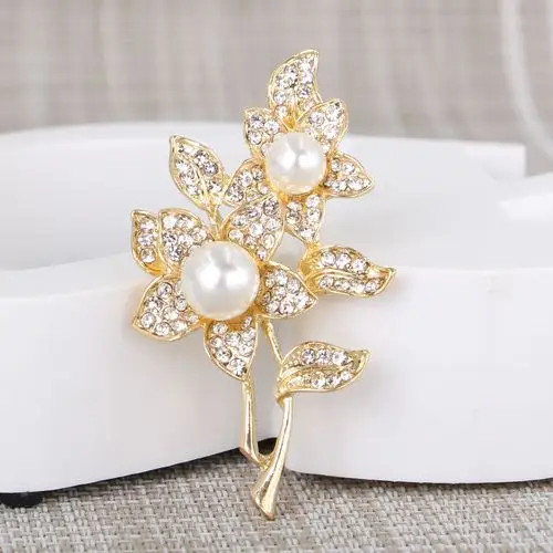 韩国外贸批发天然珍珠女士胸针胸花时尚花朵树叶满钻衣饰