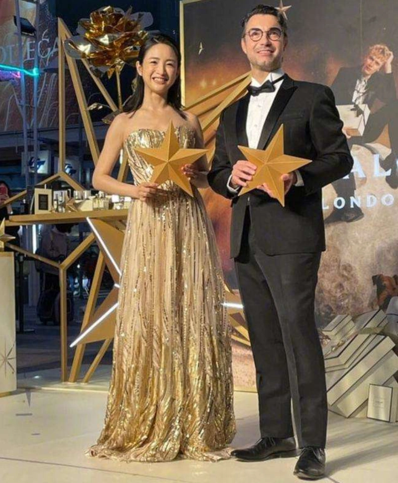 林于超|林依晨刚做完月子就复出开工,25分钟吸金23万,老公却不照顾