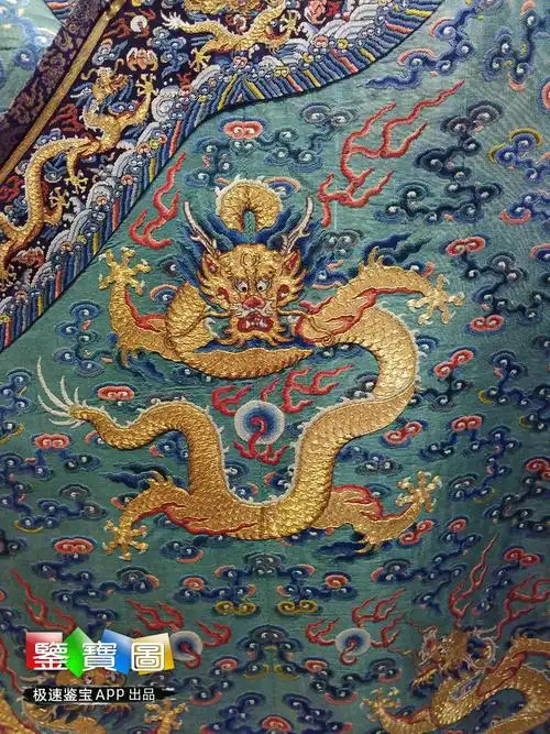 龙袍是皇帝参加庆典时穿的礼服一口气看个够