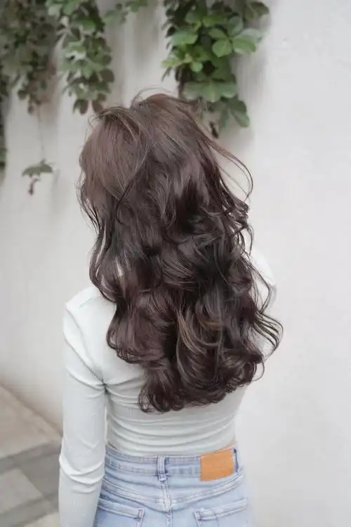 慵懒风卷发法式烫