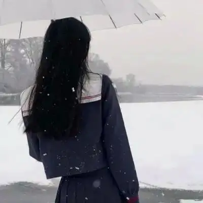 高级感背影头像女