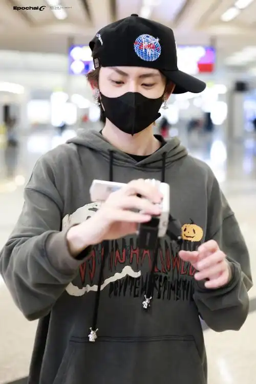 #小鬼把更多时间花在音乐上#