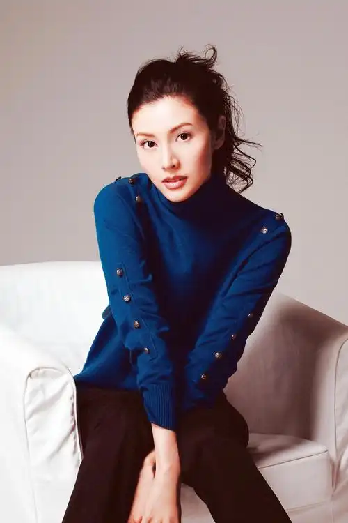 "美"不可挡李嘉欣