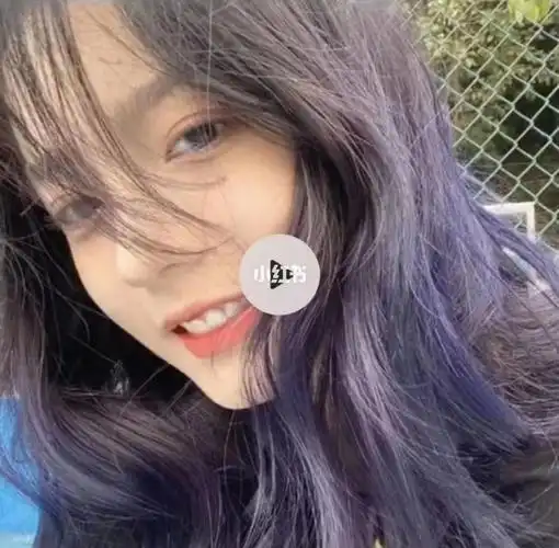 推荐发色:渐变黑紫_可飒怎么样_发色分享_时尚_发型