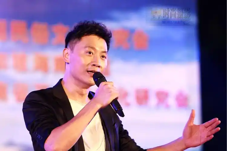 情系家乡晚会上的歌手汤子星_琼海在线摄影版_琼海论坛_琼海在线