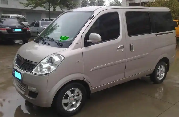 五菱鸿图面包车转让 [出售]