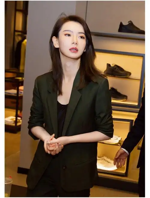 戚薇明星同款墨绿色西装套装女初秋新款韩版时尚气质休闲西服