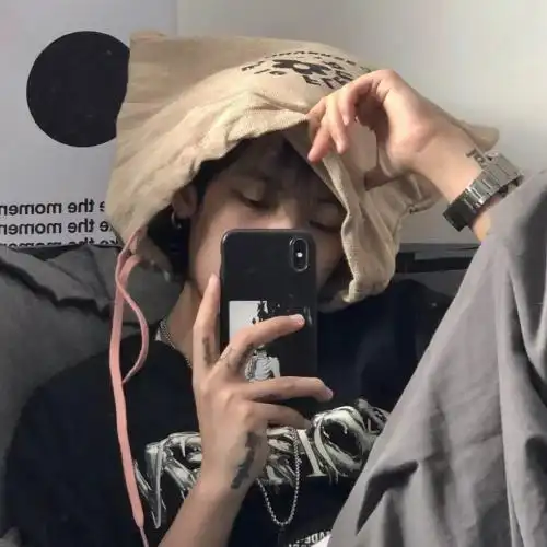 带给你无限的欢愉的帅哥照片冷漠帅哥头像图片大全-男生头像