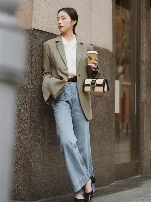 "牛仔裤 高跟鞋"怎么穿更显气质?博主们的穿搭秘诀,值得学习
