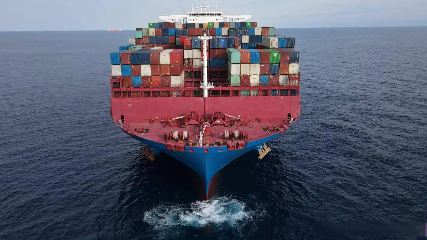 【跨境电商空运海运业务爆单,机场航空快件破历史新高】  商务部消息