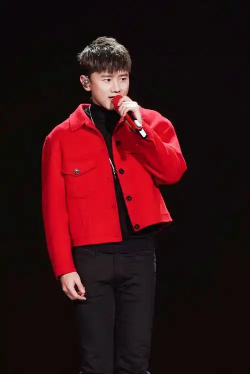 张杰郑州演唱会_音乐_歌迷_激情