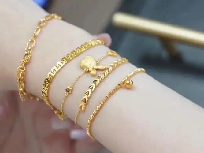 周大福新款手链