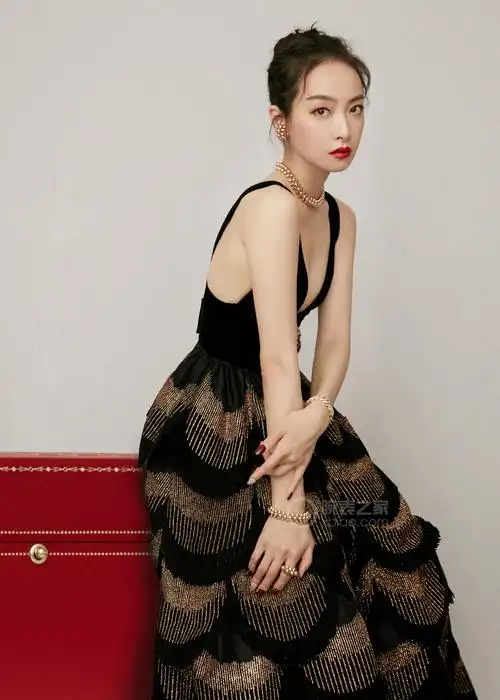 卡地亚clash de cartier耳环耳饰