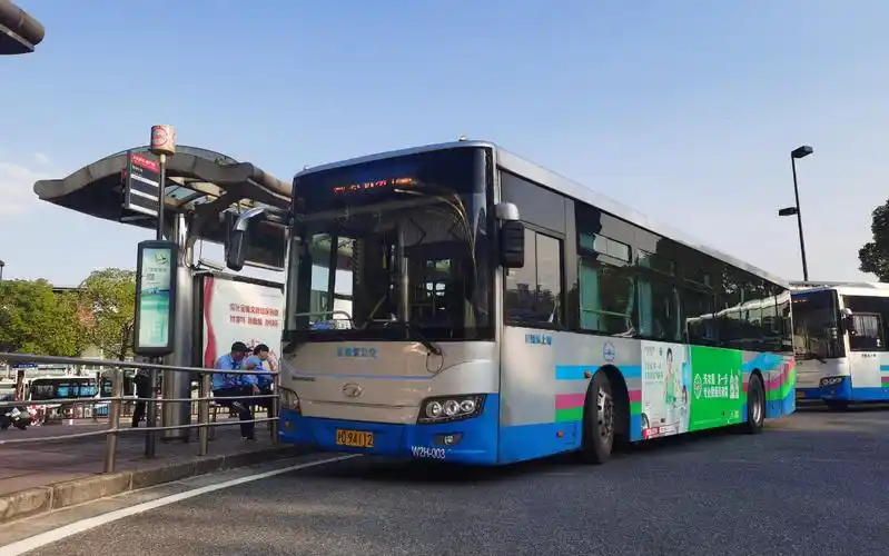 前挡三语报站pov37上海公交机场七线pov浦东机场上海南站第一视角前方