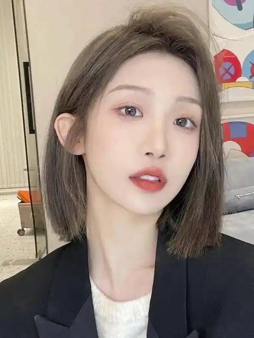 2022初春超a"一刀切"短发,真的爱了!_发型_脸型_显得