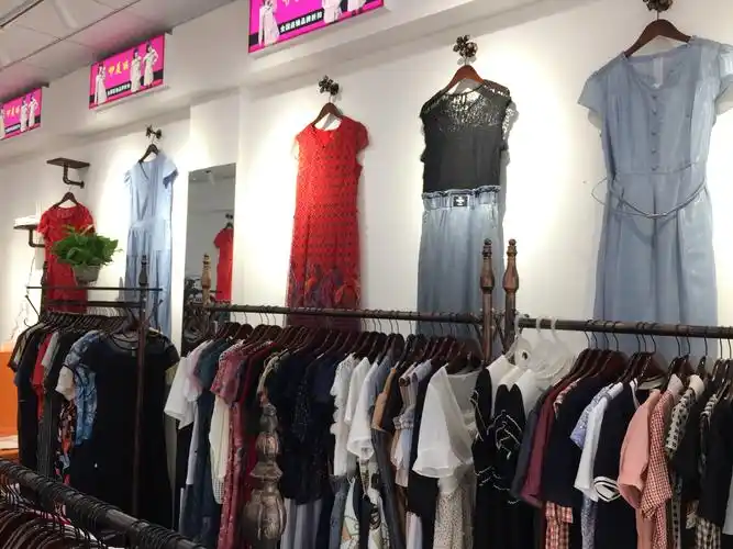 咿美丽女装折扣店夏装优惠大促开始啦