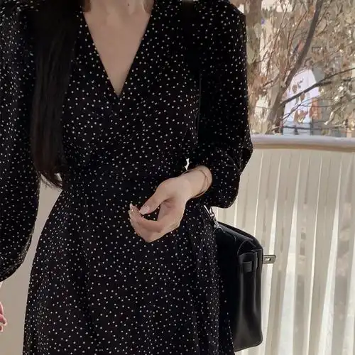 2024春季新款韩版时尚裹身黑色波点连衣裙雪纺裙-阿里巴巴