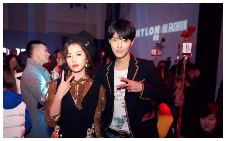 "绯闻缠身"周雨彤:曾跟肖战有暧昧,与许魏洲在街边拥吻