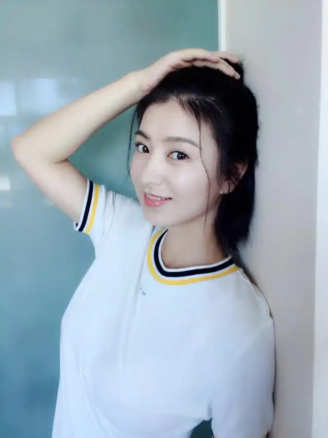 爱心大使斓曦传递正能量 用笑容"益"起来