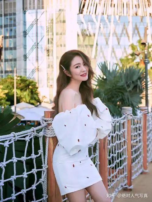 绝对人气明星特辑丨携手安以轩定制高甜明星影像特辑 - 知乎