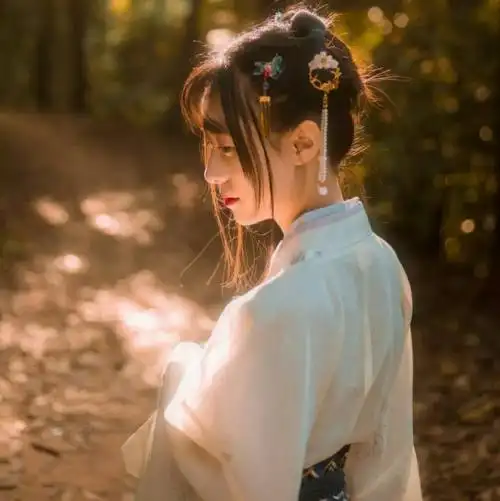 古风真人 壁纸 女生头像 女头 小清新 虐心 唯美 高清 意境 古风 古风