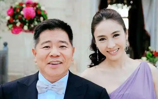 她比张柏芝还美14年前为救弟弟嫁与残障富豪现在她还好吗