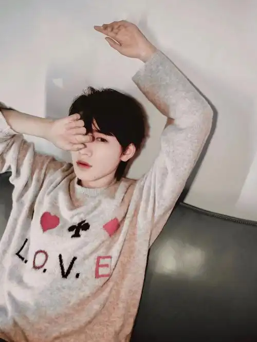 宋亚轩做梦素材