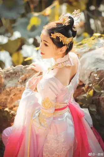 剑网3七秀优秀cos欣赏推荐 风动舞魅绕指柔