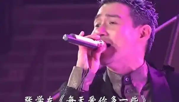 在1993年,张学友因其专辑《吻别》实现了400万年销量的辉煌,一举成名.