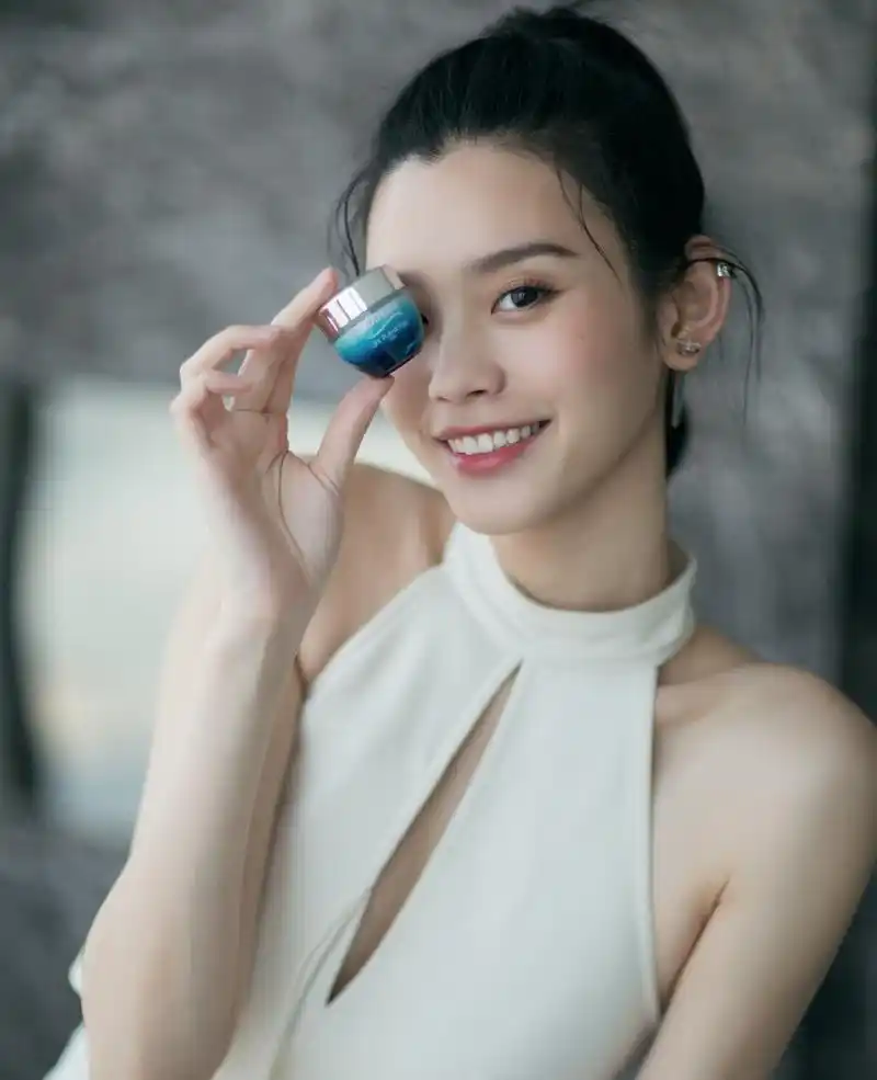 奚梦瑶 美腿玉足身材一流的超级名模