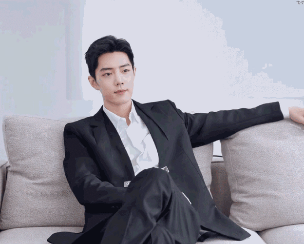 肖战西装背头造型##新娱