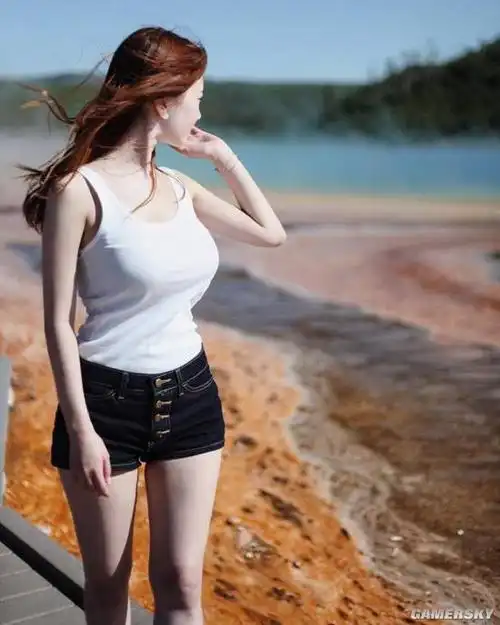 事业线简直深不可测韩国j杯性感女主播私照写真