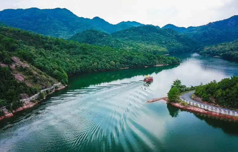龟峰,一场令人神往的黄昏邂逅