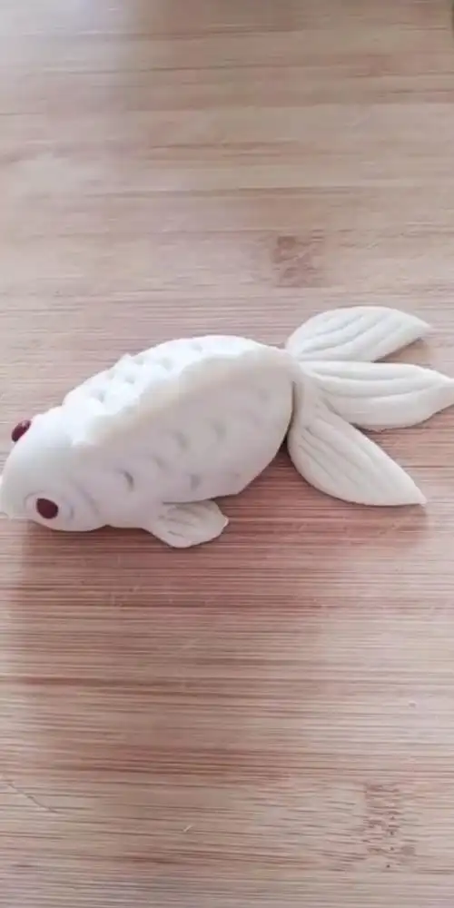 胖嘟嘟的金鱼造型馒头,超可爱有没有
