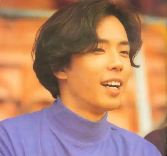 跟港媒吵架带朱茵隐居乡村暴躁黄贯中的野兽柔情