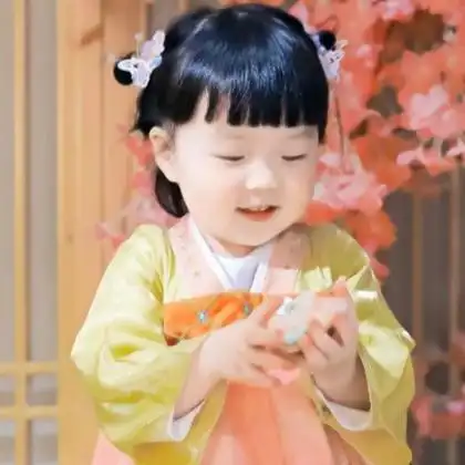 网红小女孩丸子头像 高清最火丸子妹头像图片大全可爱_萌娃头像_头像