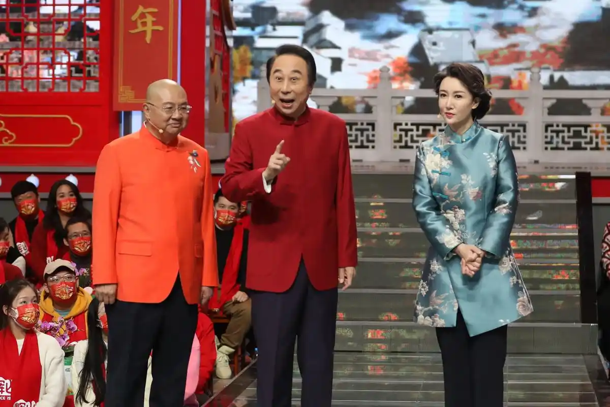 辽视春晚相声《谁不说俺家乡好》花絮照来了.