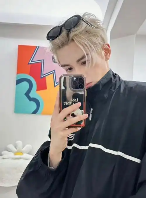 曾舜晞孤舟##曾舜晞顾易中