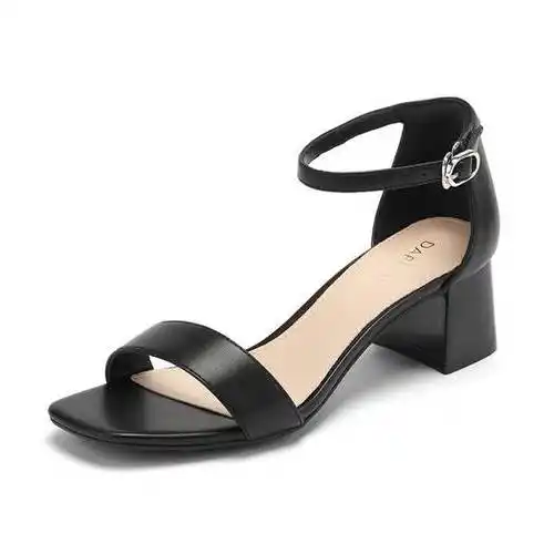 达芙妮2038606084115女士一字跟凉鞋99元