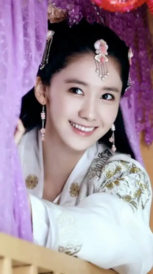 武神赵子龙夏侯轻衣马玉柔林允儿饰