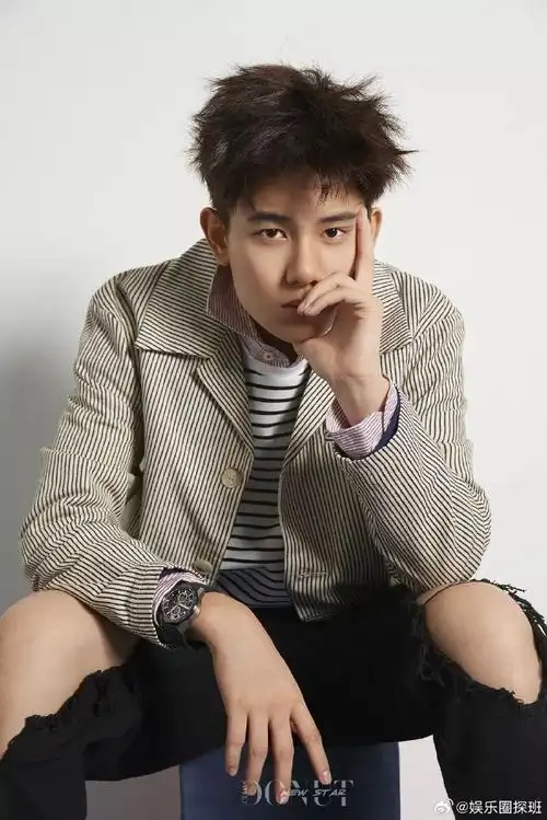 胡先煦你是踢到霸总棉花啦