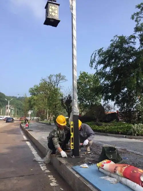 庭院灯安装