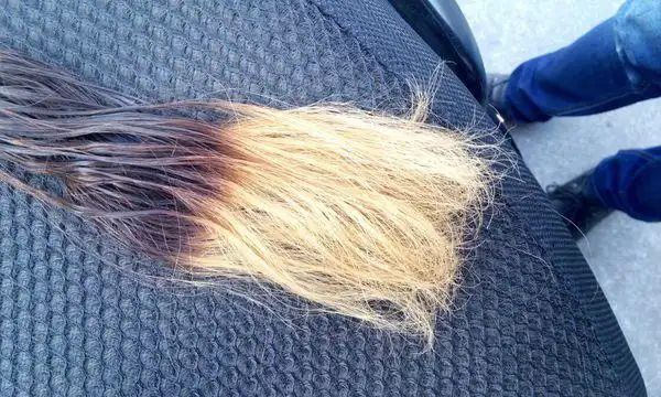 毛白剂 头发退到这8 9度 怎么就退不了了呢 目标色白色 接下来.