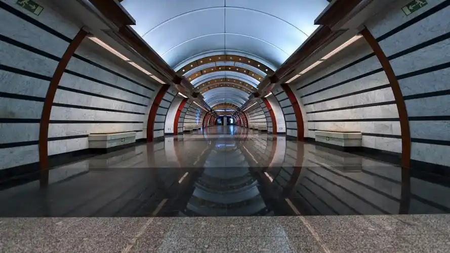 原图你的电脑分辨率(1600x1600)→生成壁纸显示:√欣赏模式全屏模式