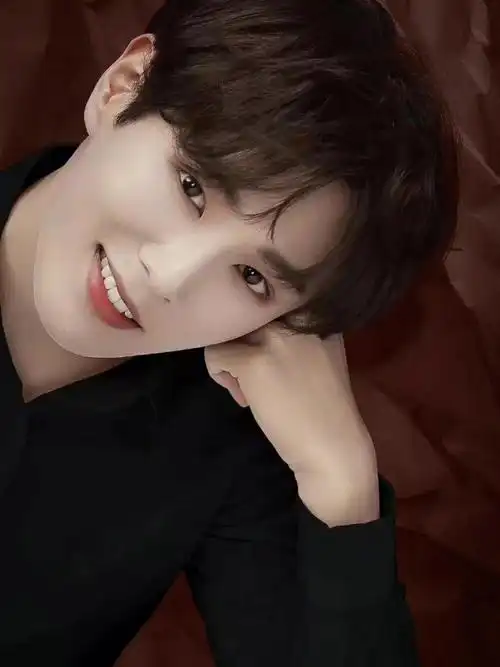 怼脸好帅期待李汶翰51电影遇见你