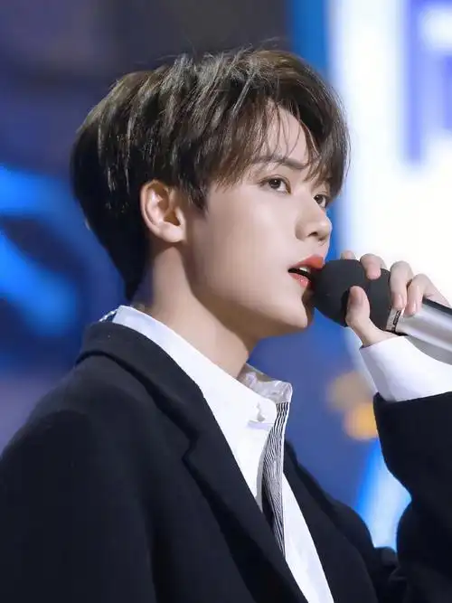 林彦俊温柔与眷恋