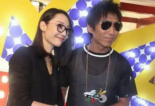 白百合:33岁一指弹,36岁二婚,从被骂到全网好评,她做对了什么