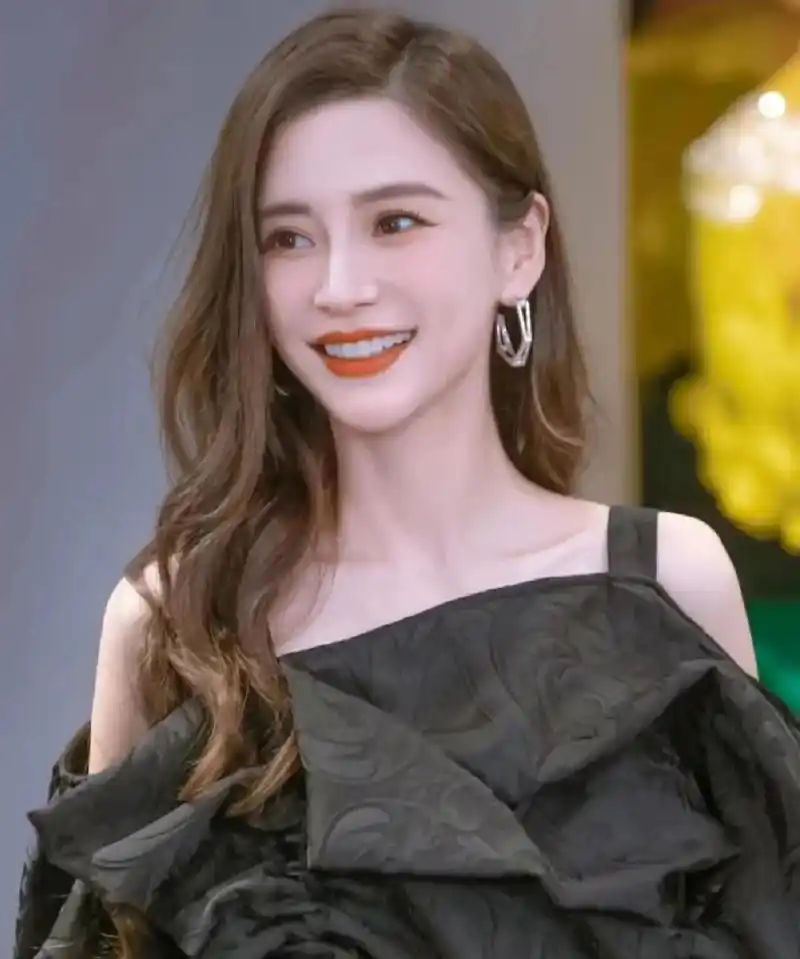 angelababy.和鞠婧祎图简直爱了