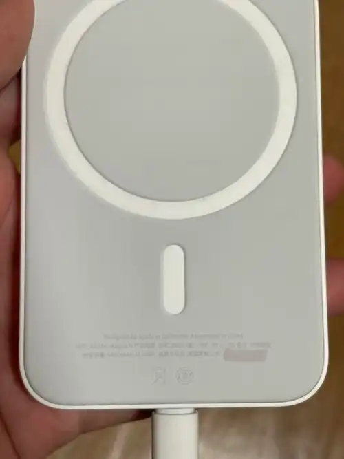 垄断的极致优势苹果magsafe充电宝