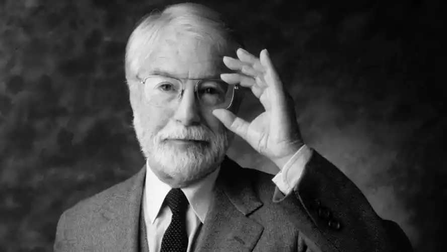 品牌设计大师—华特·朗涛(walter landor)